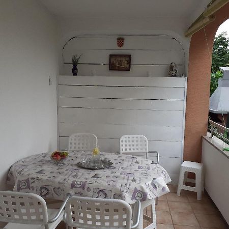 Apartment Conty On The Ground Floor Malinska Ngoại thất bức ảnh